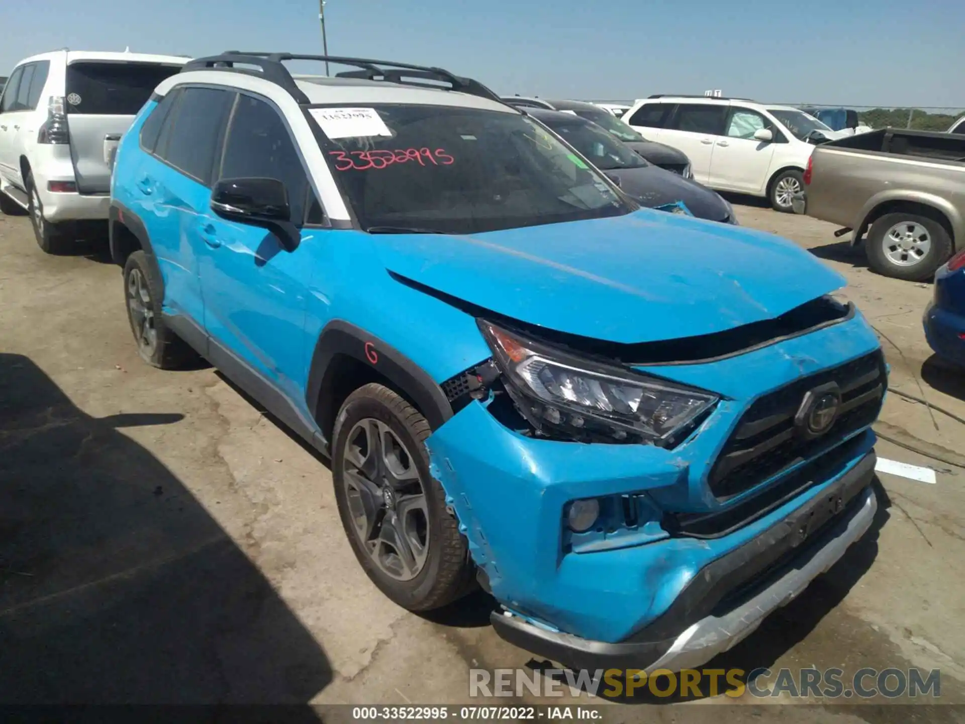 1 Photograph of a damaged car 2T3J1RFV9KW012493 TOYOTA RAV4 2019