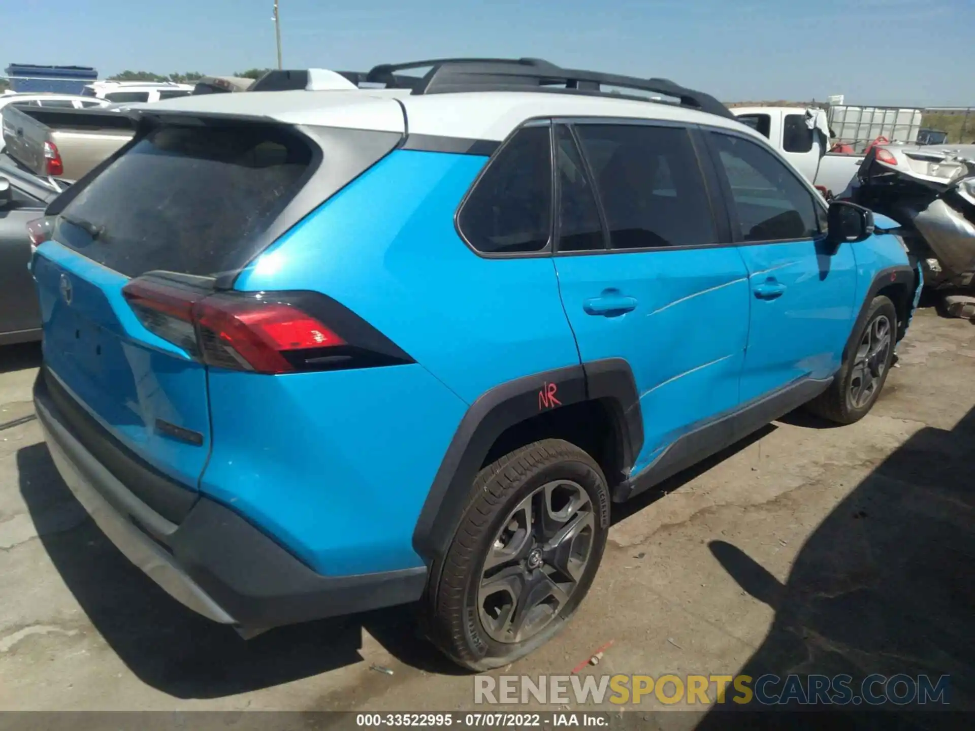 4 Photograph of a damaged car 2T3J1RFV9KW012493 TOYOTA RAV4 2019