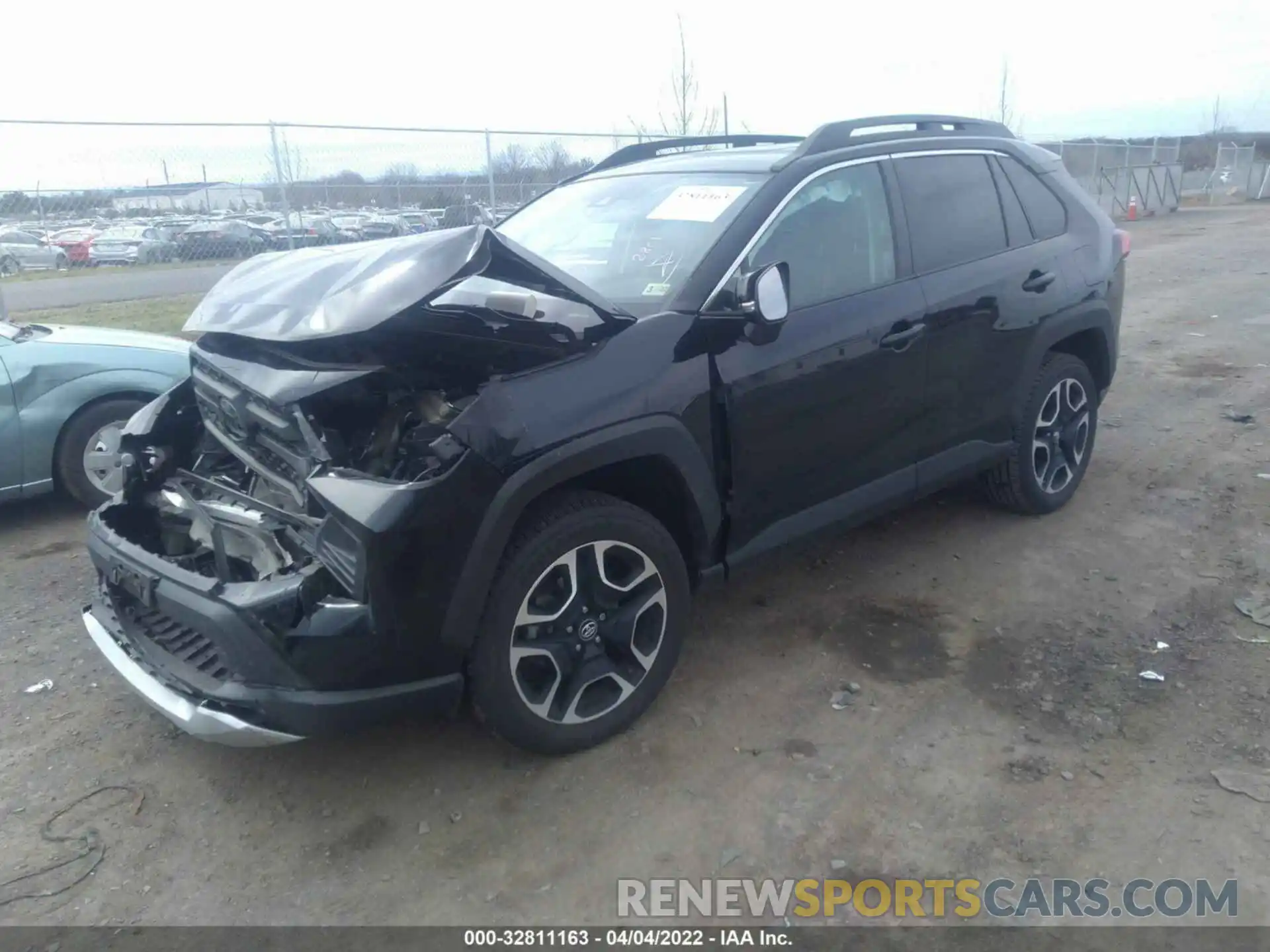 2 Photograph of a damaged car 2T3J1RFV9KW025079 TOYOTA RAV4 2019