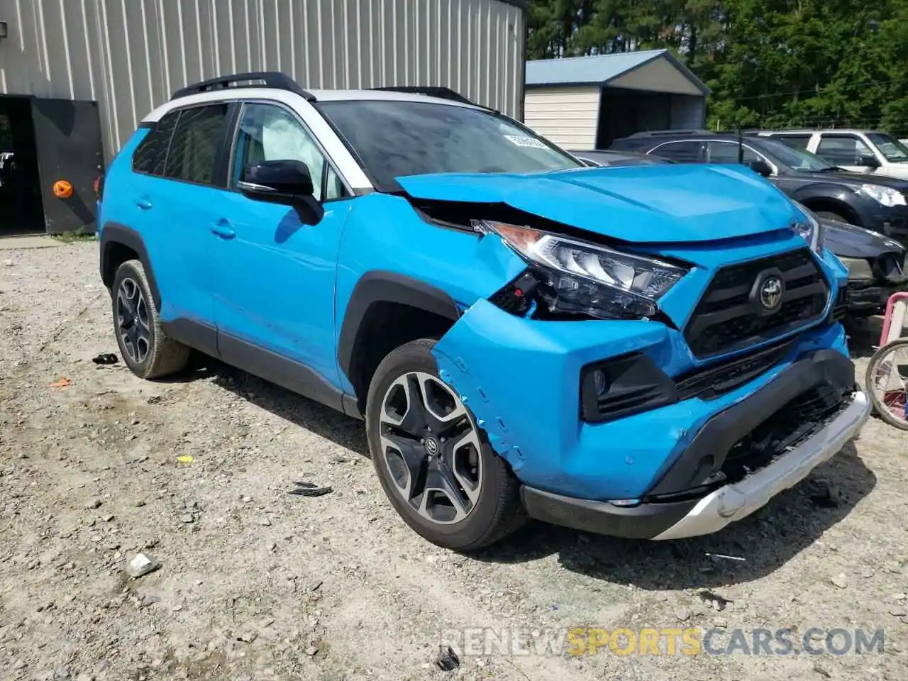 1 Photograph of a damaged car 2T3J1RFV9KW031867 TOYOTA RAV4 2019