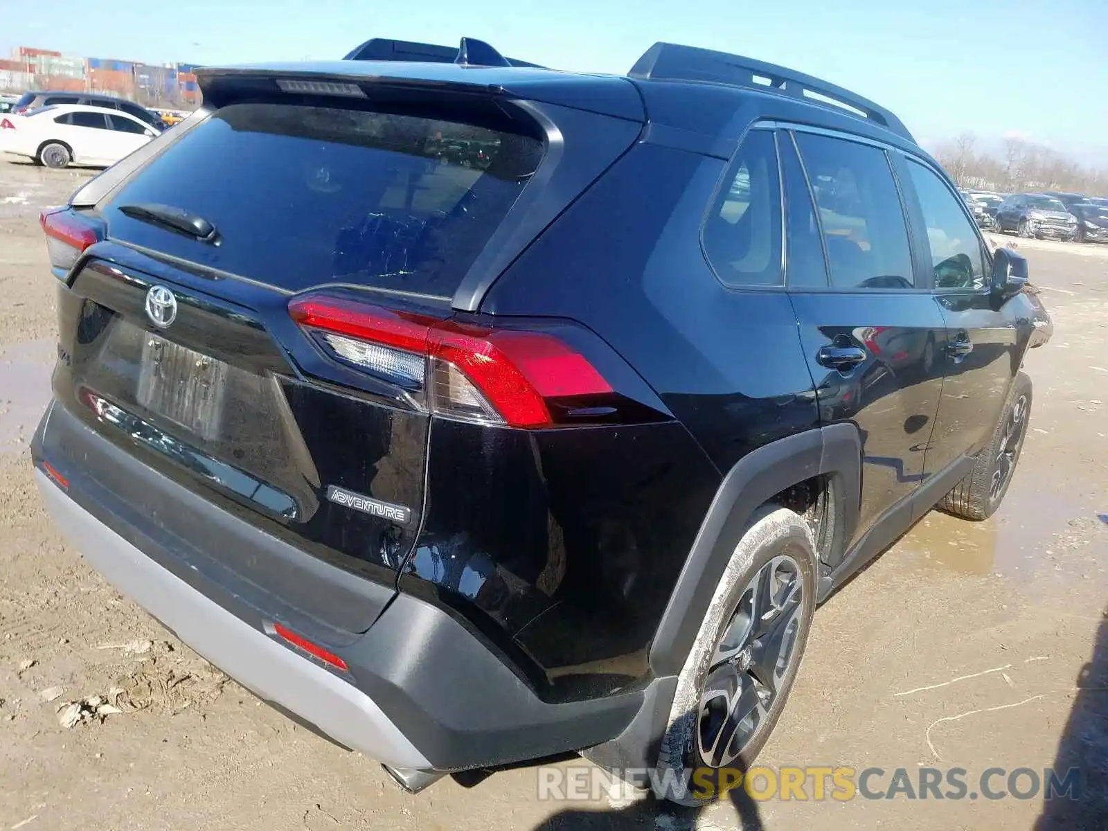 4 Photograph of a damaged car 2T3J1RFV9KW047180 TOYOTA RAV4 2019