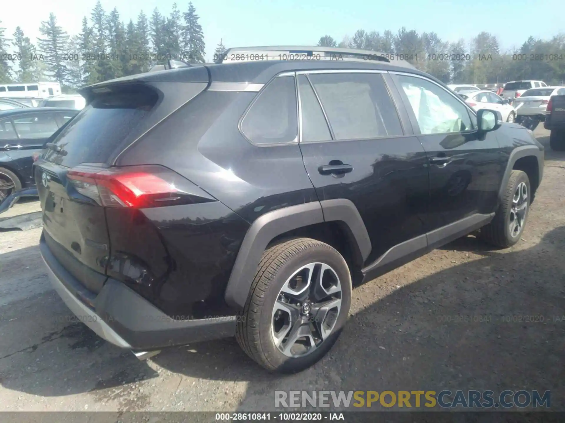 4 Фотография поврежденного автомобиля 2T3J1RFVXKC002010 TOYOTA RAV4 2019