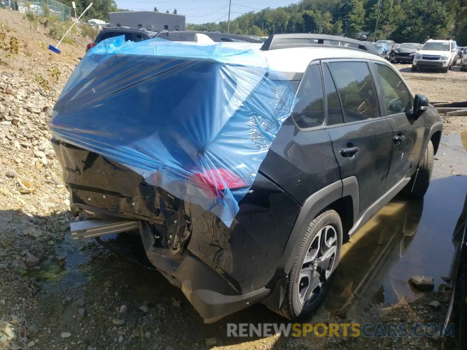 4 Photograph of a damaged car 2T3J1RFVXKC019714 TOYOTA RAV4 2019