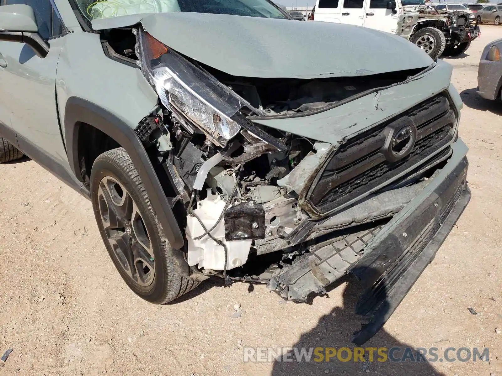 9 Photograph of a damaged car 2T3J1RFVXKC022449 TOYOTA RAV4 2019