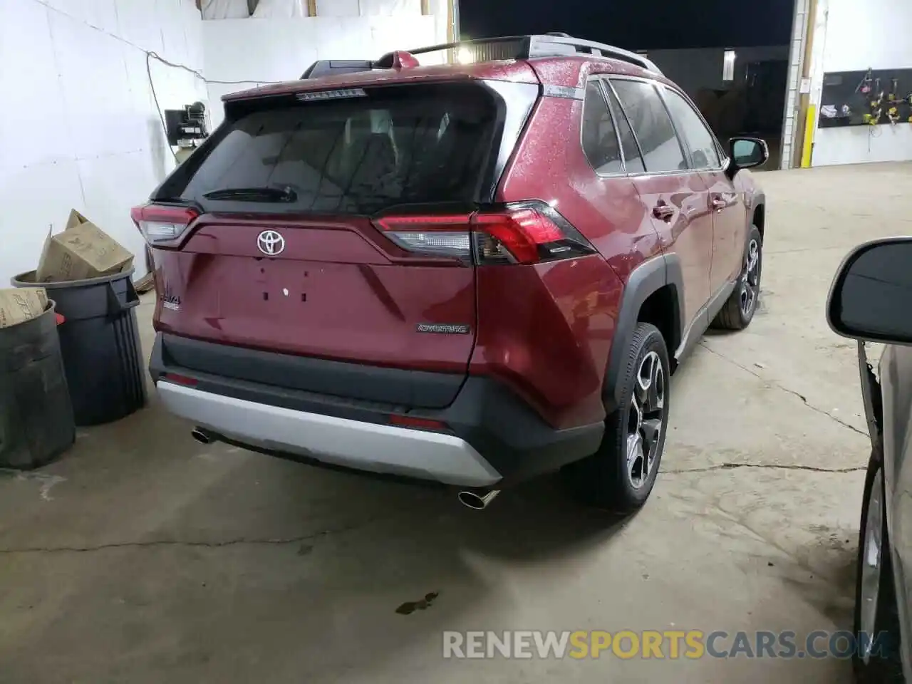 4 Photograph of a damaged car 2T3J1RFVXKW001602 TOYOTA RAV4 2019