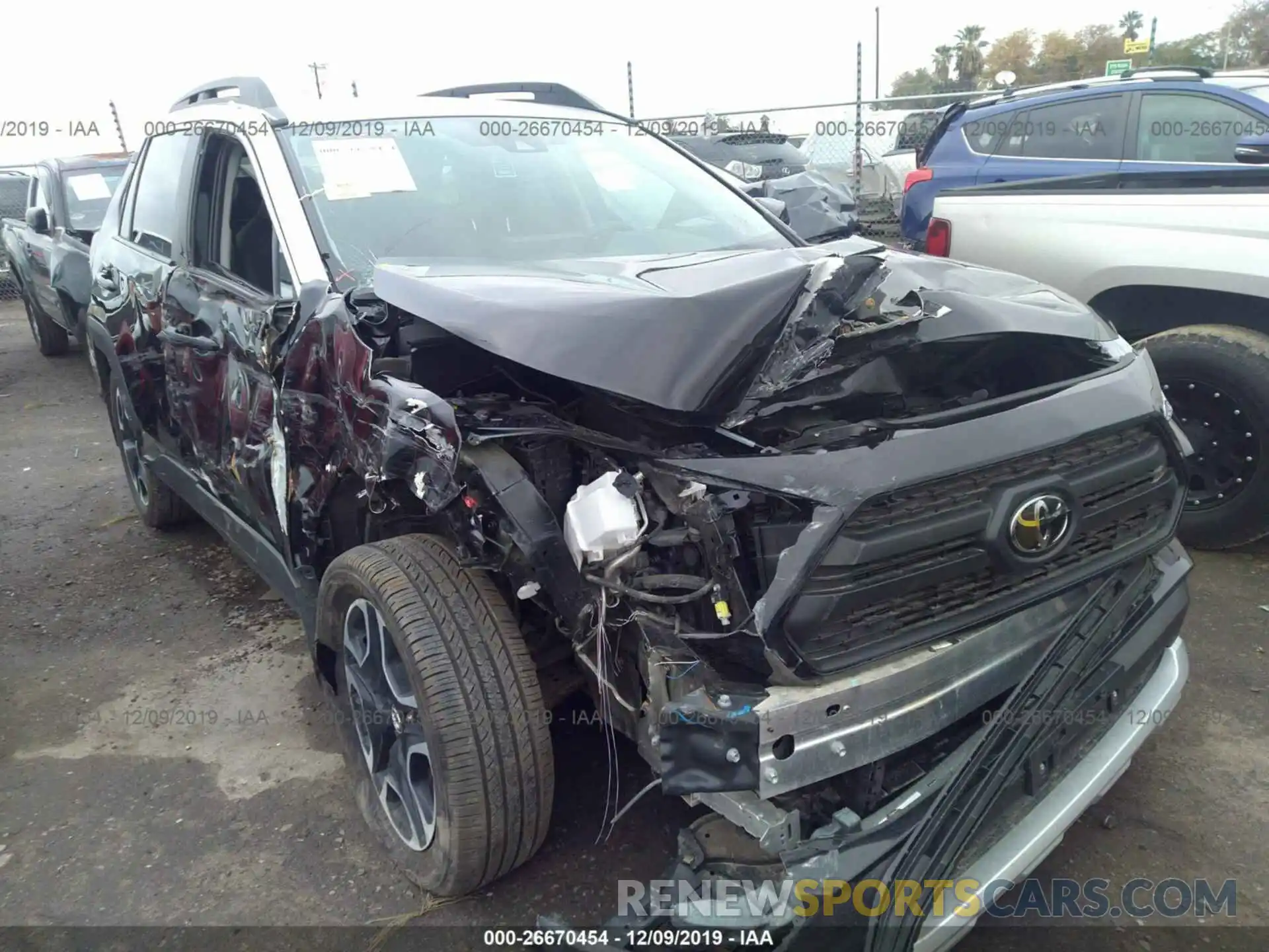 1 Photograph of a damaged car 2T3J1RFVXKW009005 TOYOTA RAV4 2019