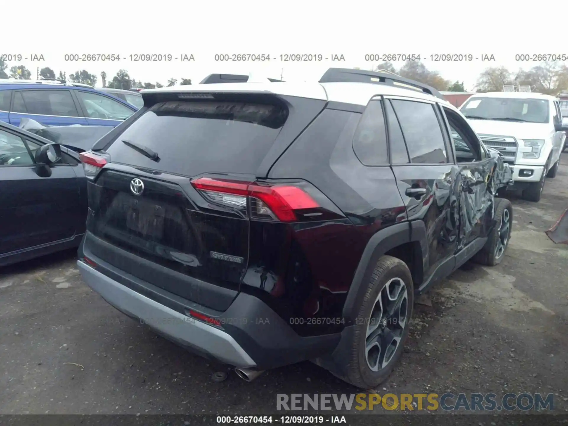 4 Фотография поврежденного автомобиля 2T3J1RFVXKW009005 TOYOTA RAV4 2019