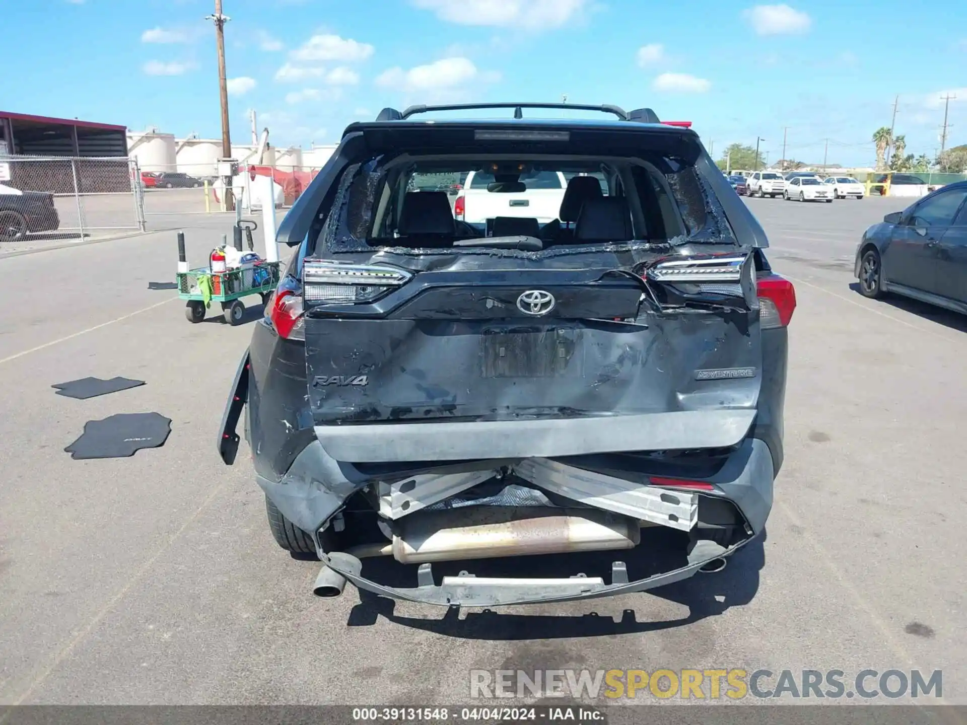 16 Photograph of a damaged car 2T3J1RFVXKW014530 TOYOTA RAV4 2019