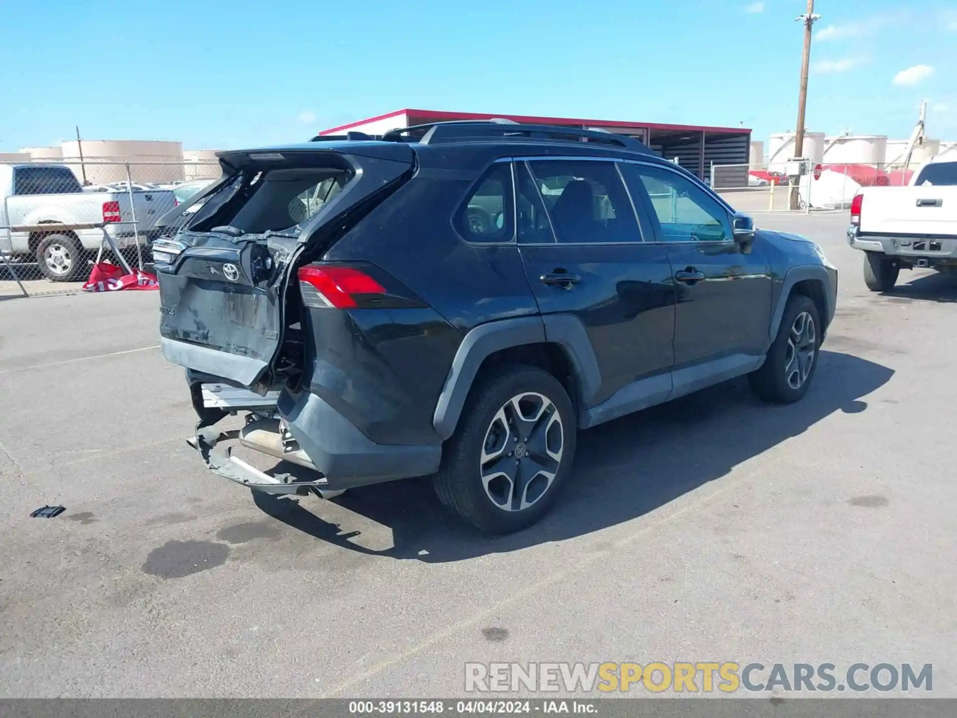 4 Photograph of a damaged car 2T3J1RFVXKW014530 TOYOTA RAV4 2019