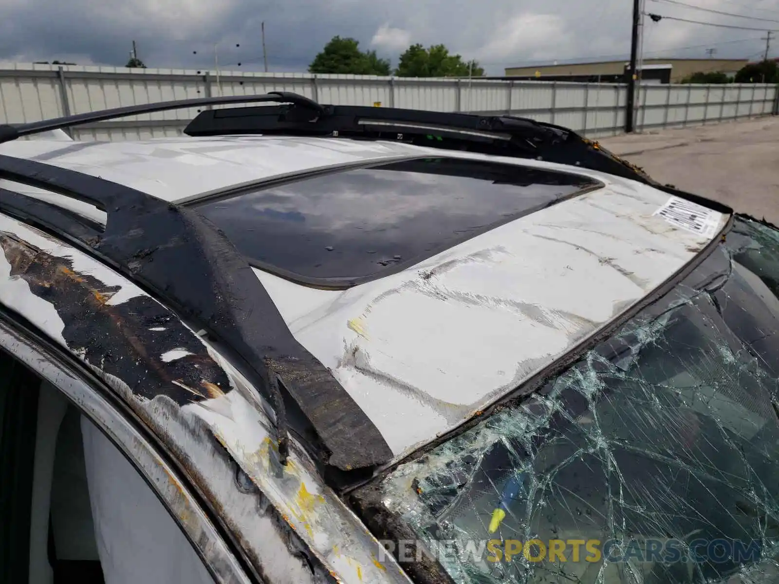 9 Photograph of a damaged car 2T3J1RFVXKW029433 TOYOTA RAV4 2019