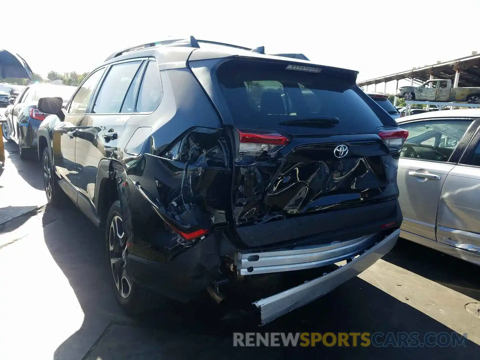 3 Photograph of a damaged car 2T3J1RFVXKW039671 TOYOTA RAV4 2019