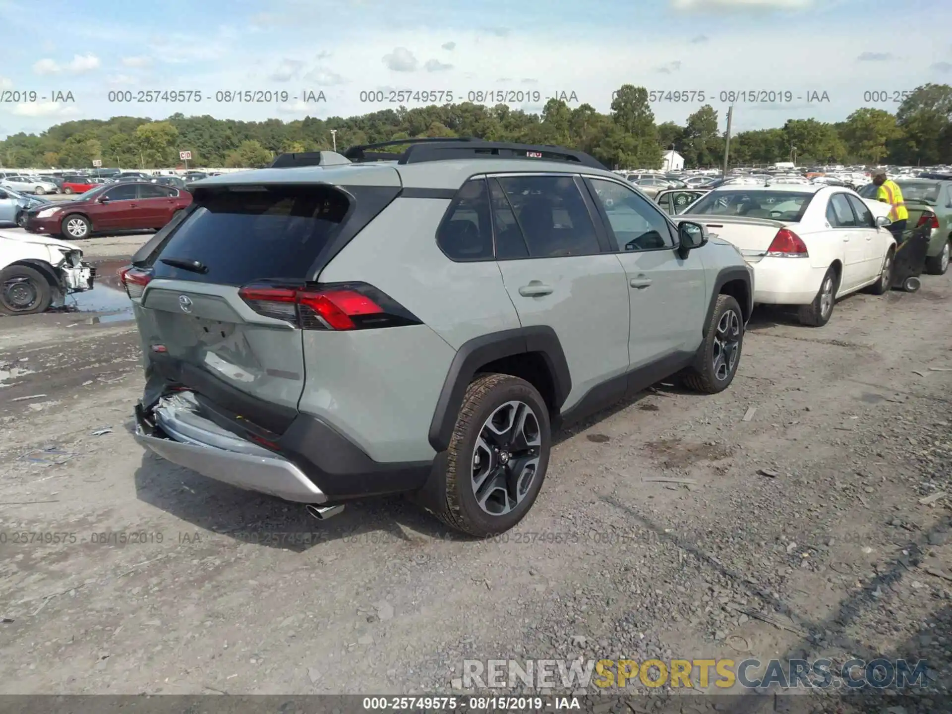 4 Фотография поврежденного автомобиля 2T3J1RFVXKW042179 TOYOTA RAV4 2019