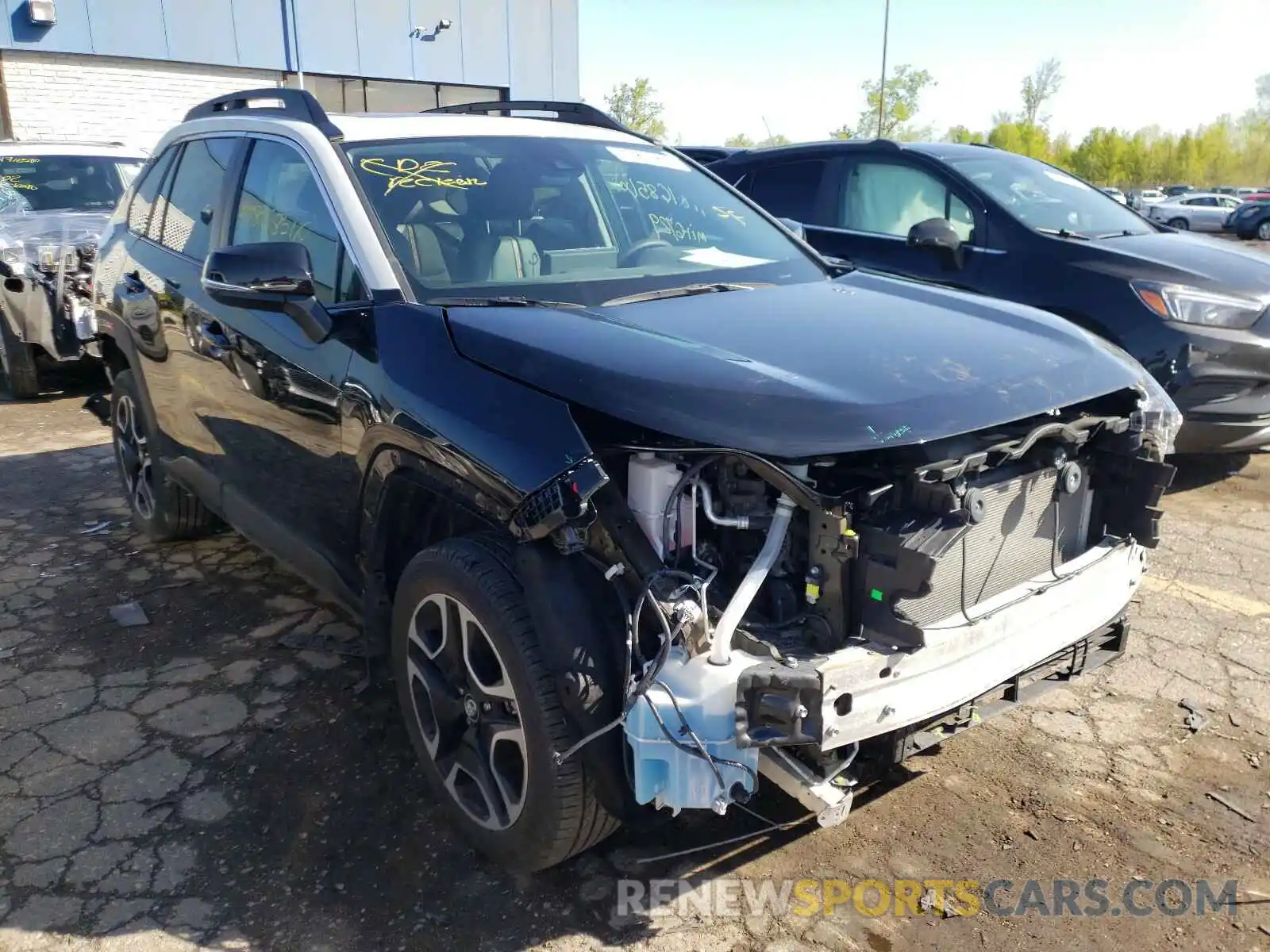 1 Photograph of a damaged car 2T3J1RFVXKW050797 TOYOTA RAV4 2019