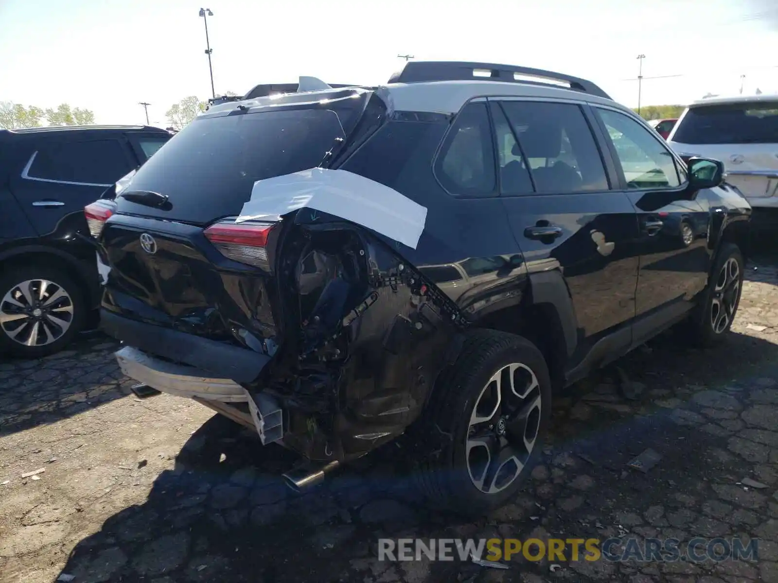 4 Photograph of a damaged car 2T3J1RFVXKW050797 TOYOTA RAV4 2019