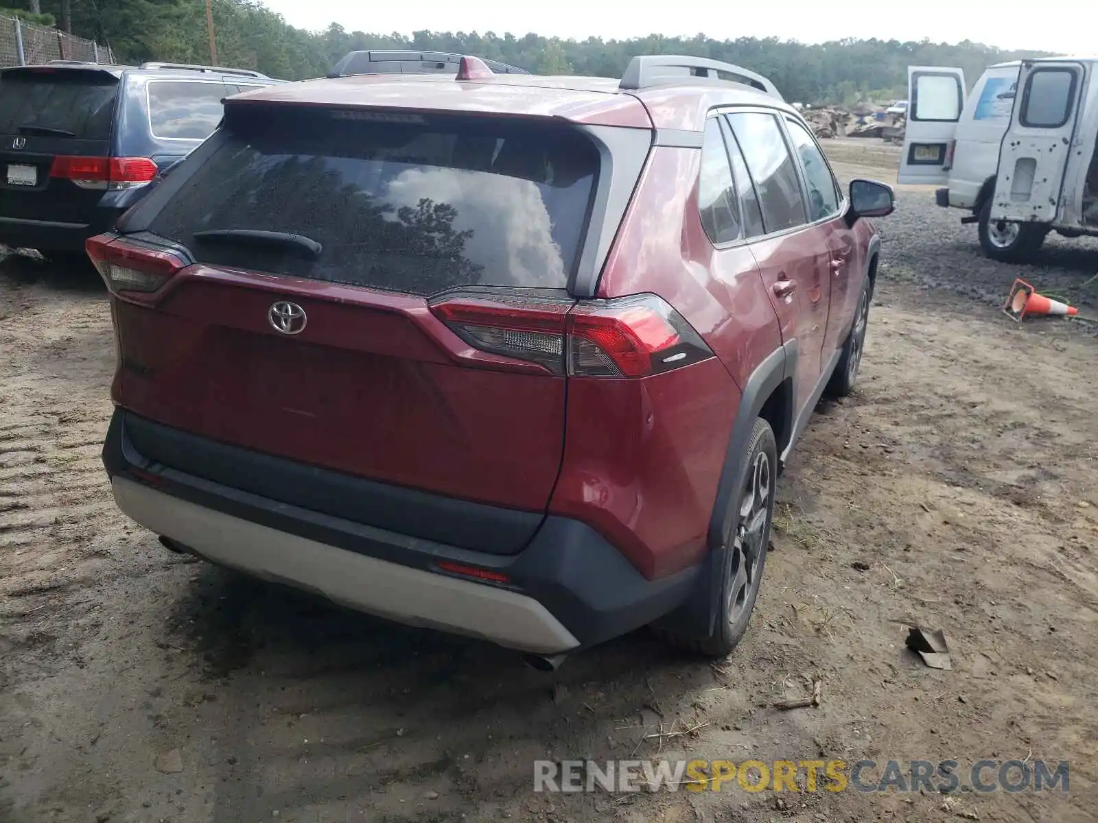 4 Photograph of a damaged car 2T3J1RFVXKW065204 TOYOTA RAV4 2019