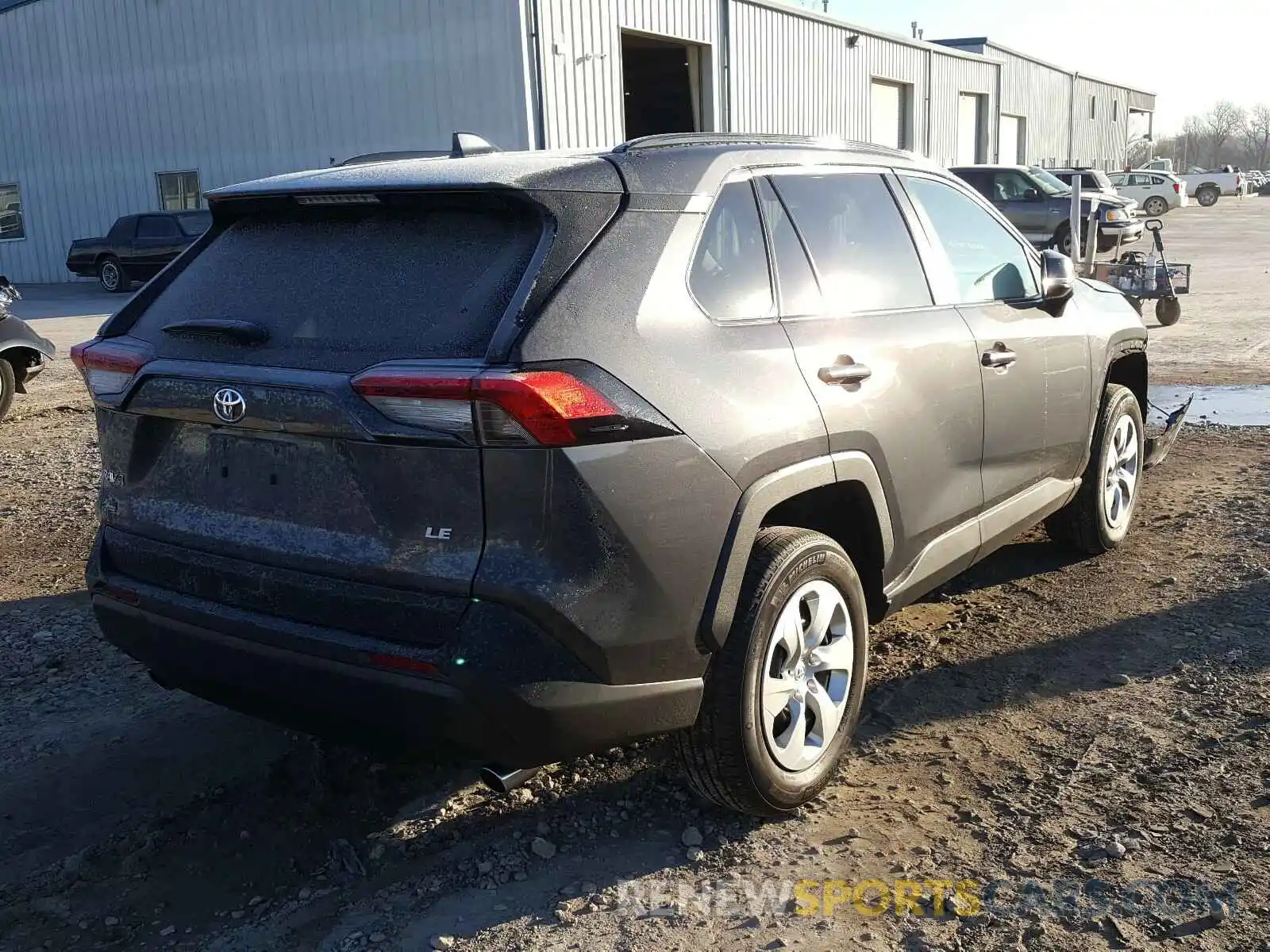 4 Photograph of a damaged car 2T3K1RFV0KW024178 TOYOTA RAV4 2019