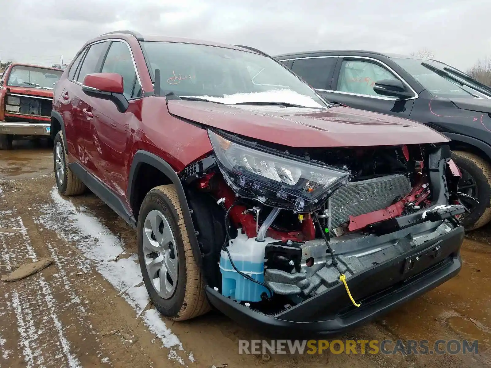 1 Photograph of a damaged car 2T3K1RFV0KW024813 TOYOTA RAV4 2019