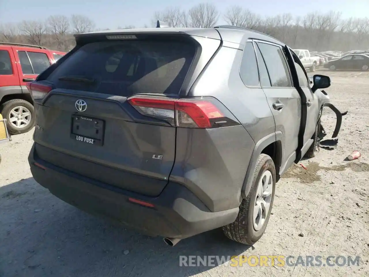 4 Photograph of a damaged car 2T3K1RFV1KC021422 TOYOTA RAV4 2019