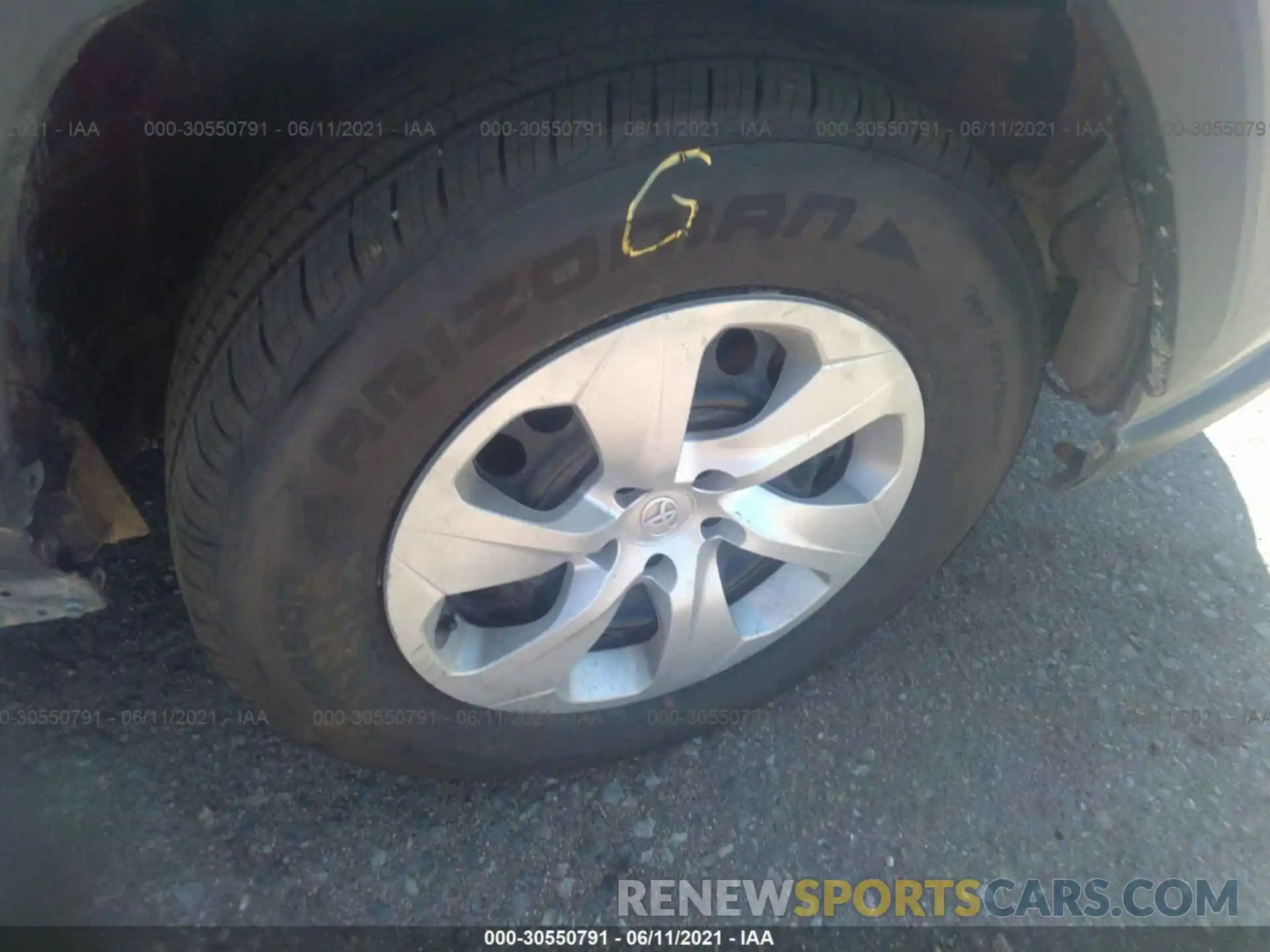 14 Photograph of a damaged car 2T3K1RFV1KC028435 TOYOTA RAV4 2019