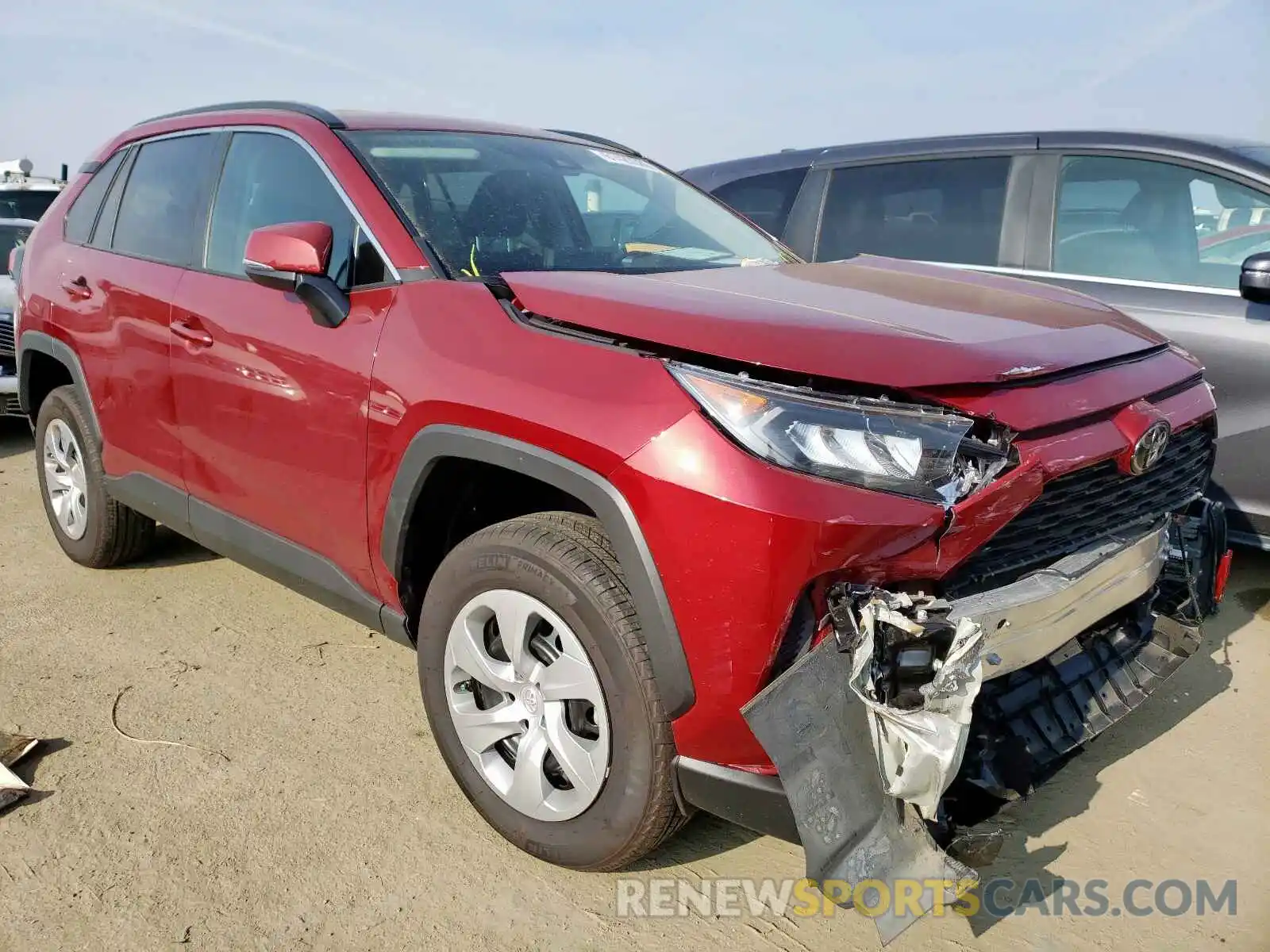 1 Photograph of a damaged car 2T3K1RFV1KW023783 TOYOTA RAV4 2019