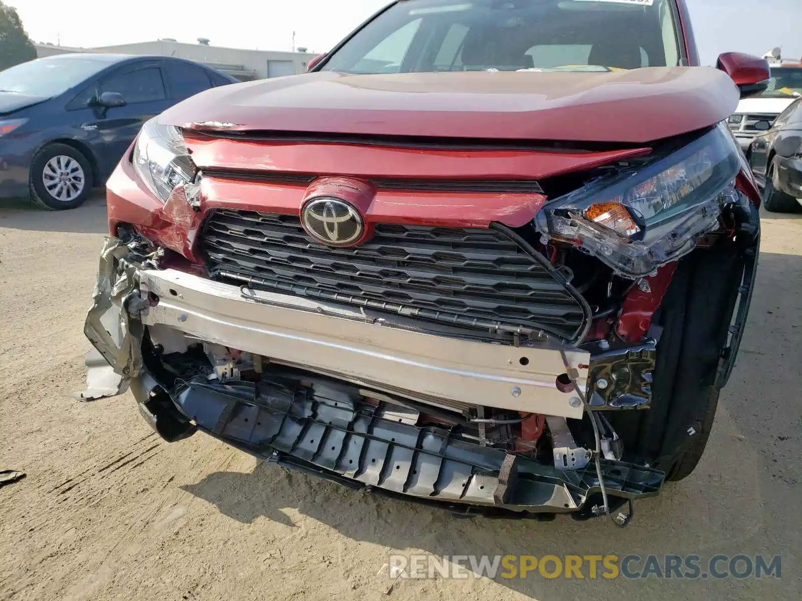 9 Photograph of a damaged car 2T3K1RFV1KW023783 TOYOTA RAV4 2019