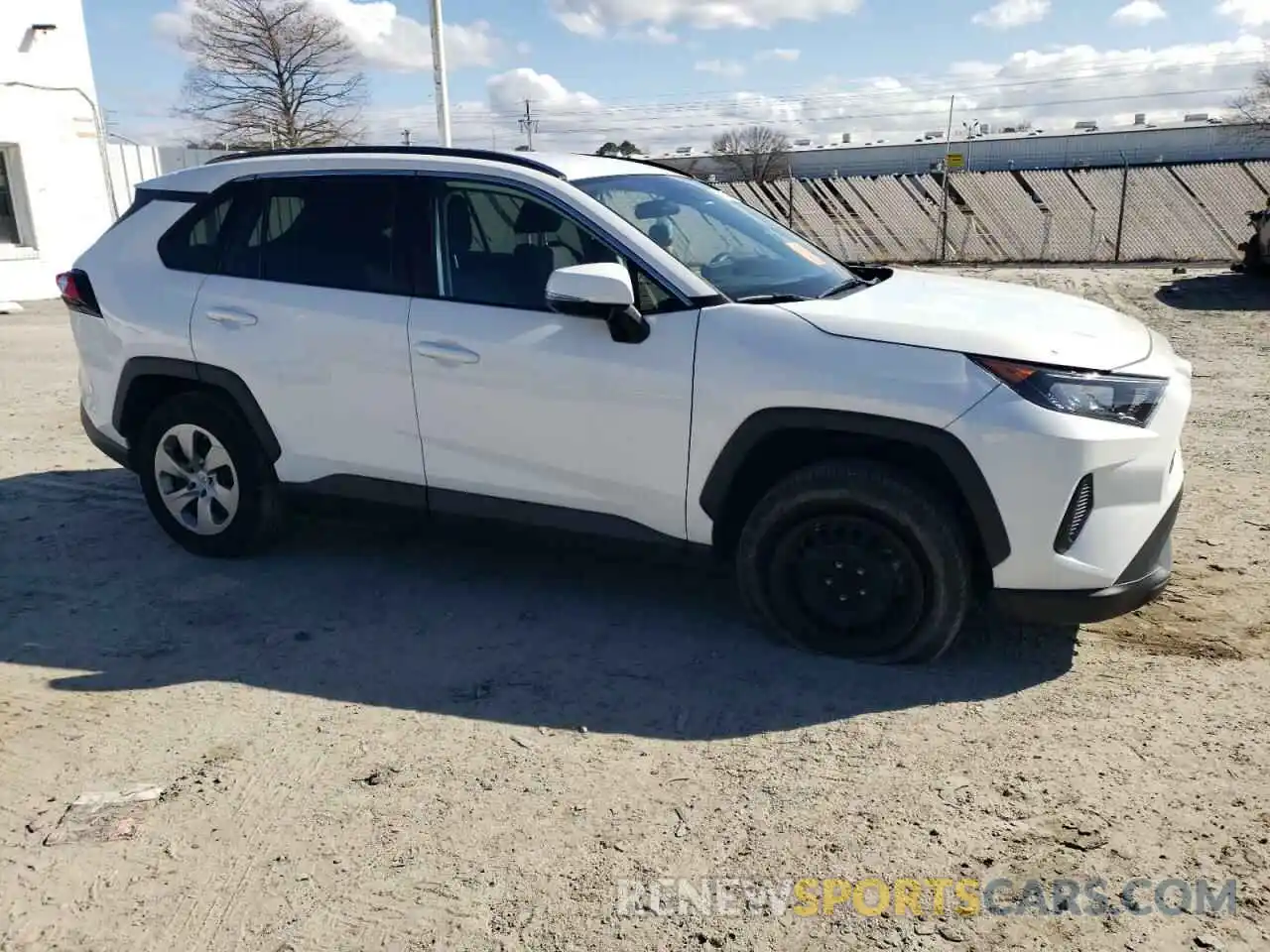 4 Фотография поврежденного автомобиля 2T3K1RFV1KW039062 TOYOTA RAV4 2019