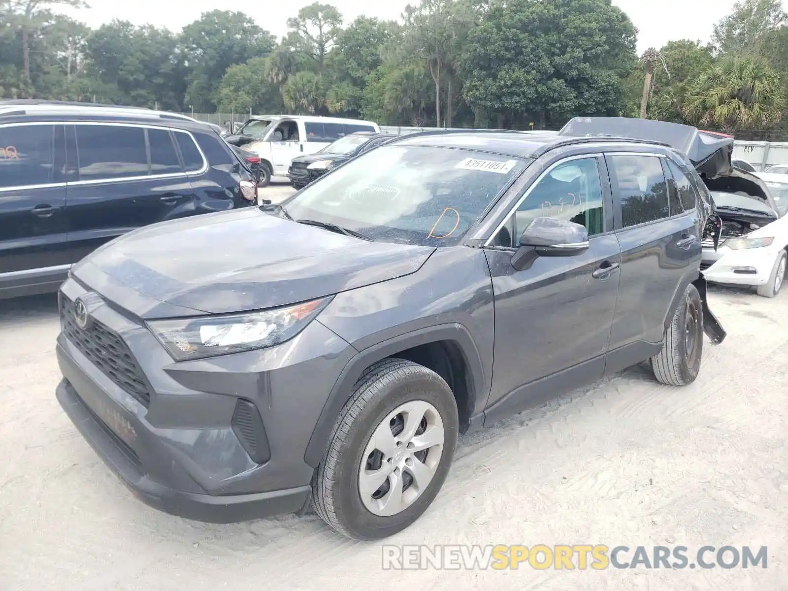 2 Photograph of a damaged car 2T3K1RFV1KW053558 TOYOTA RAV4 2019