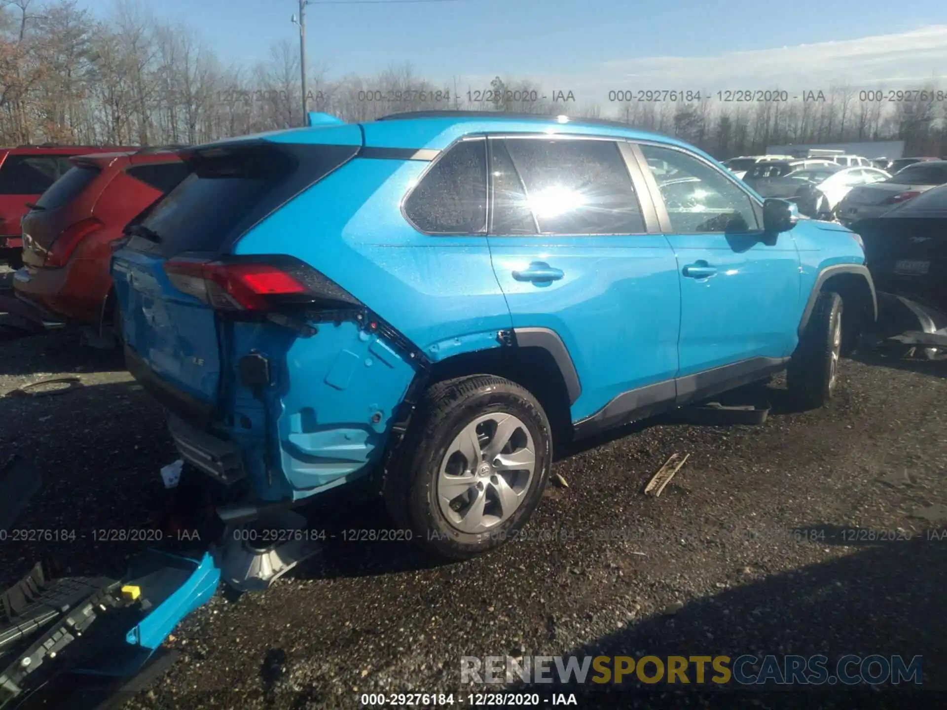 4 Photograph of a damaged car 2T3K1RFV2KW004238 TOYOTA RAV4 2019