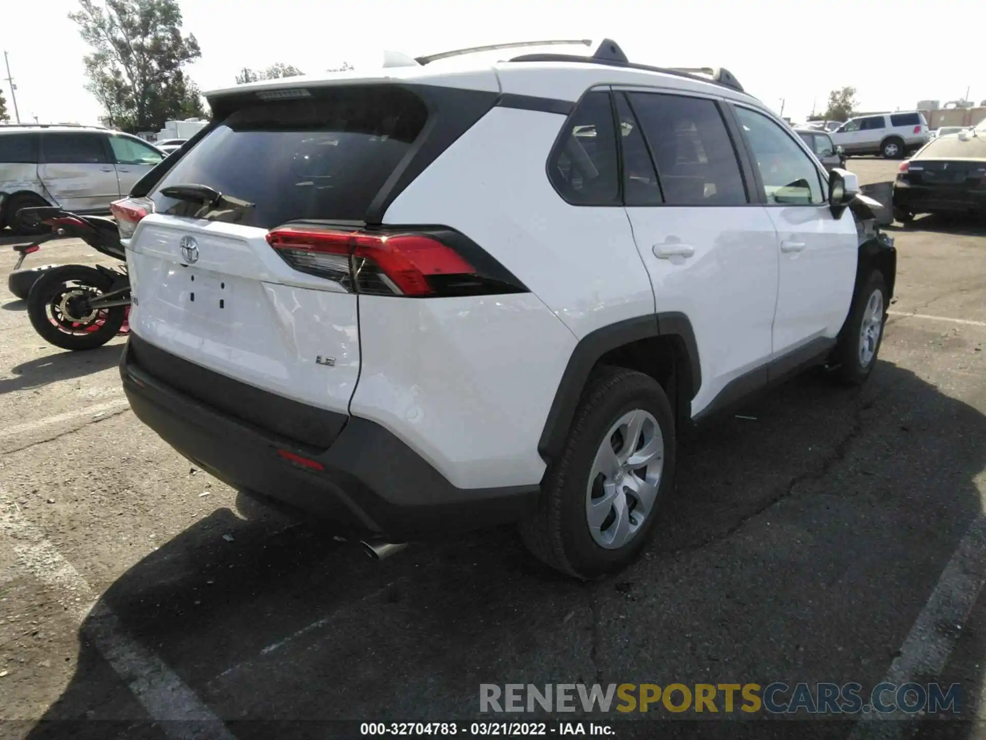 4 Фотография поврежденного автомобиля 2T3K1RFV2KW007155 TOYOTA RAV4 2019