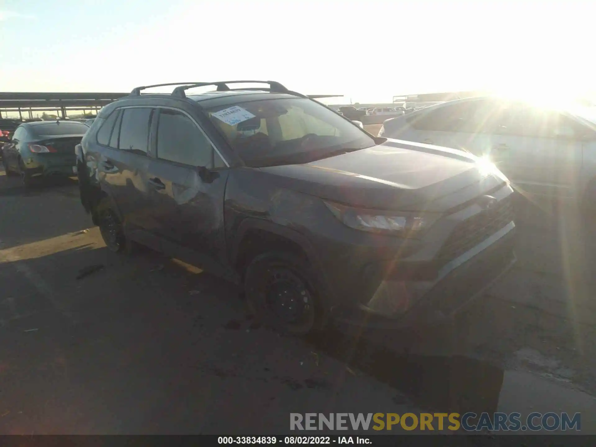 1 Photograph of a damaged car 2T3K1RFV3KC017338 TOYOTA RAV4 2019