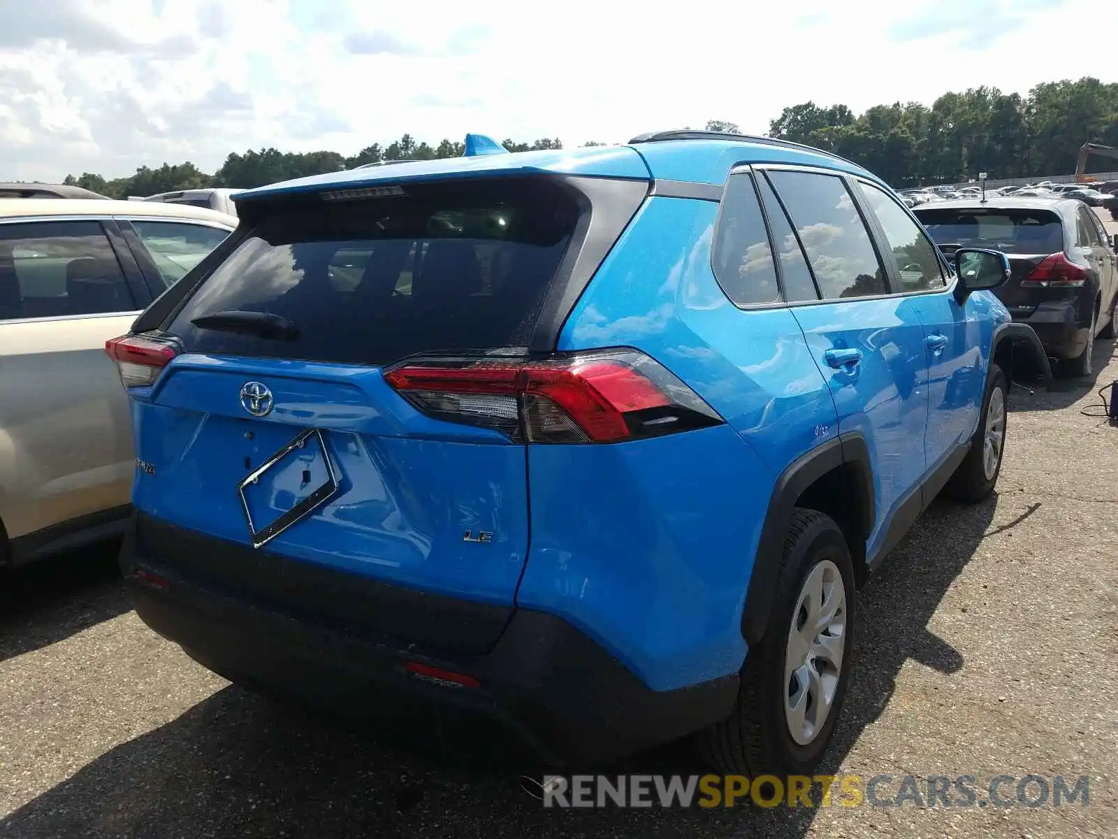 4 Photograph of a damaged car 2T3K1RFV3KC027819 TOYOTA RAV4 2019