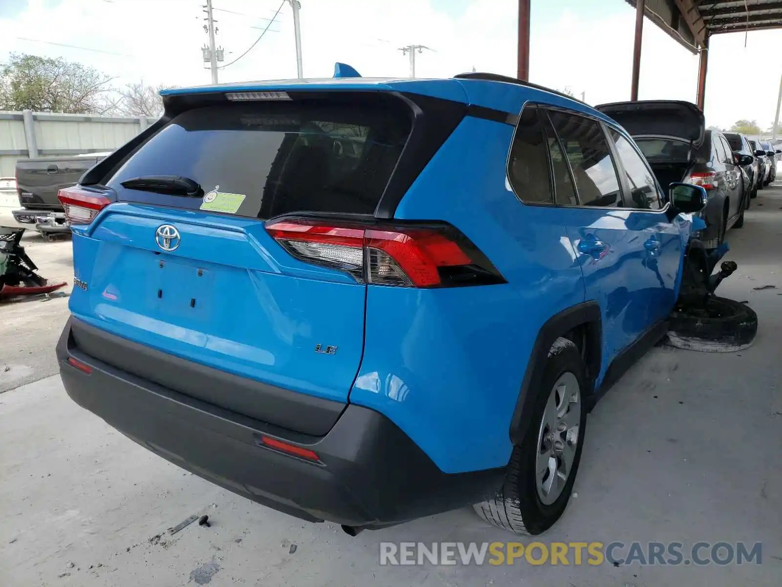 4 Photograph of a damaged car 2T3K1RFV3KW007858 TOYOTA RAV4 2019