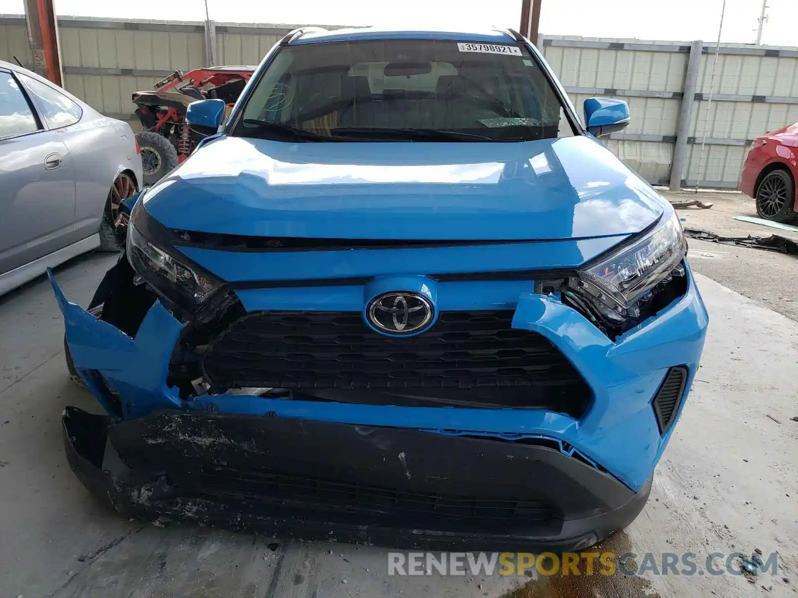 9 Photograph of a damaged car 2T3K1RFV3KW007858 TOYOTA RAV4 2019