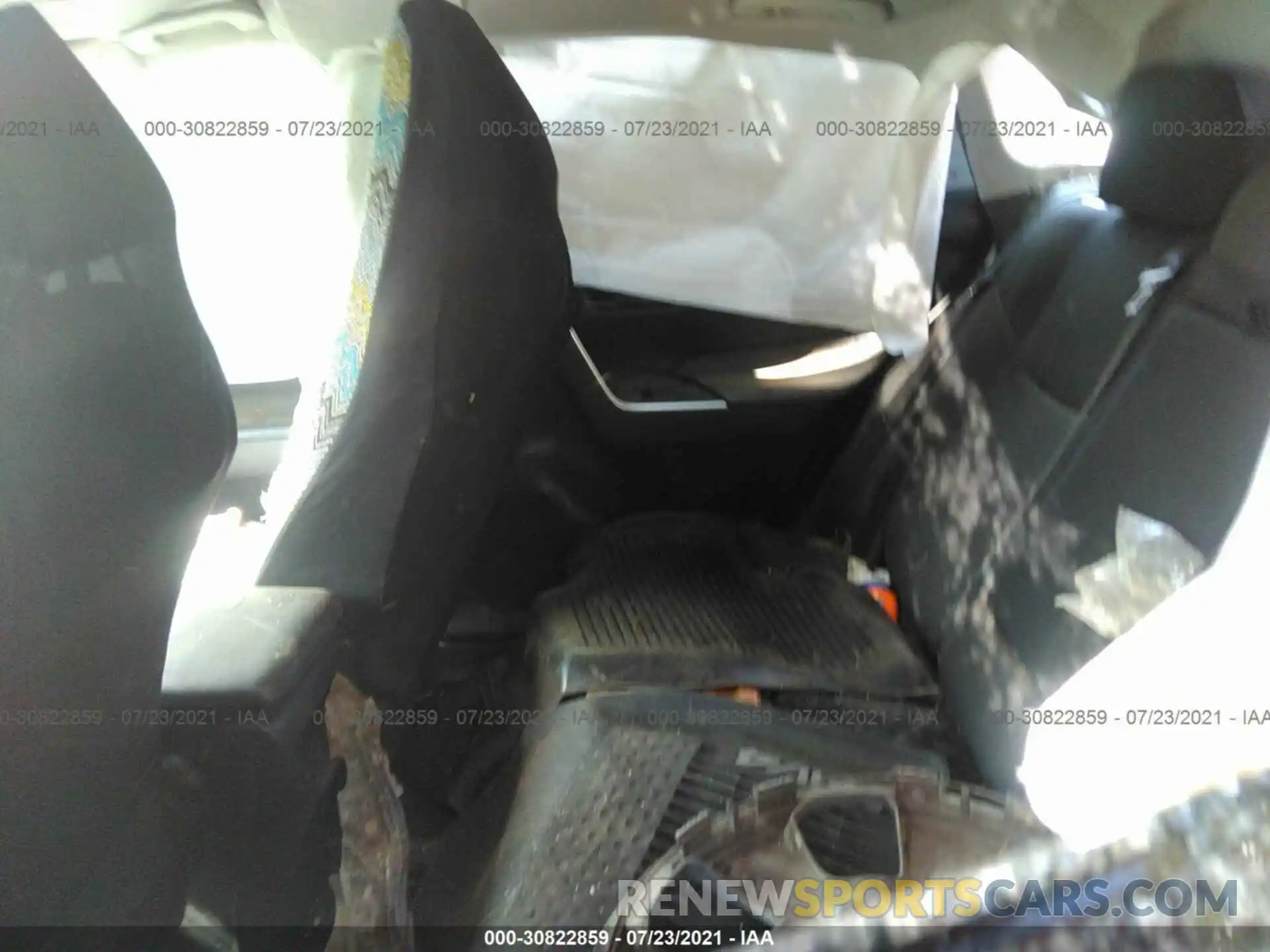 8 Photograph of a damaged car 2T3K1RFV3KW012106 TOYOTA RAV4 2019