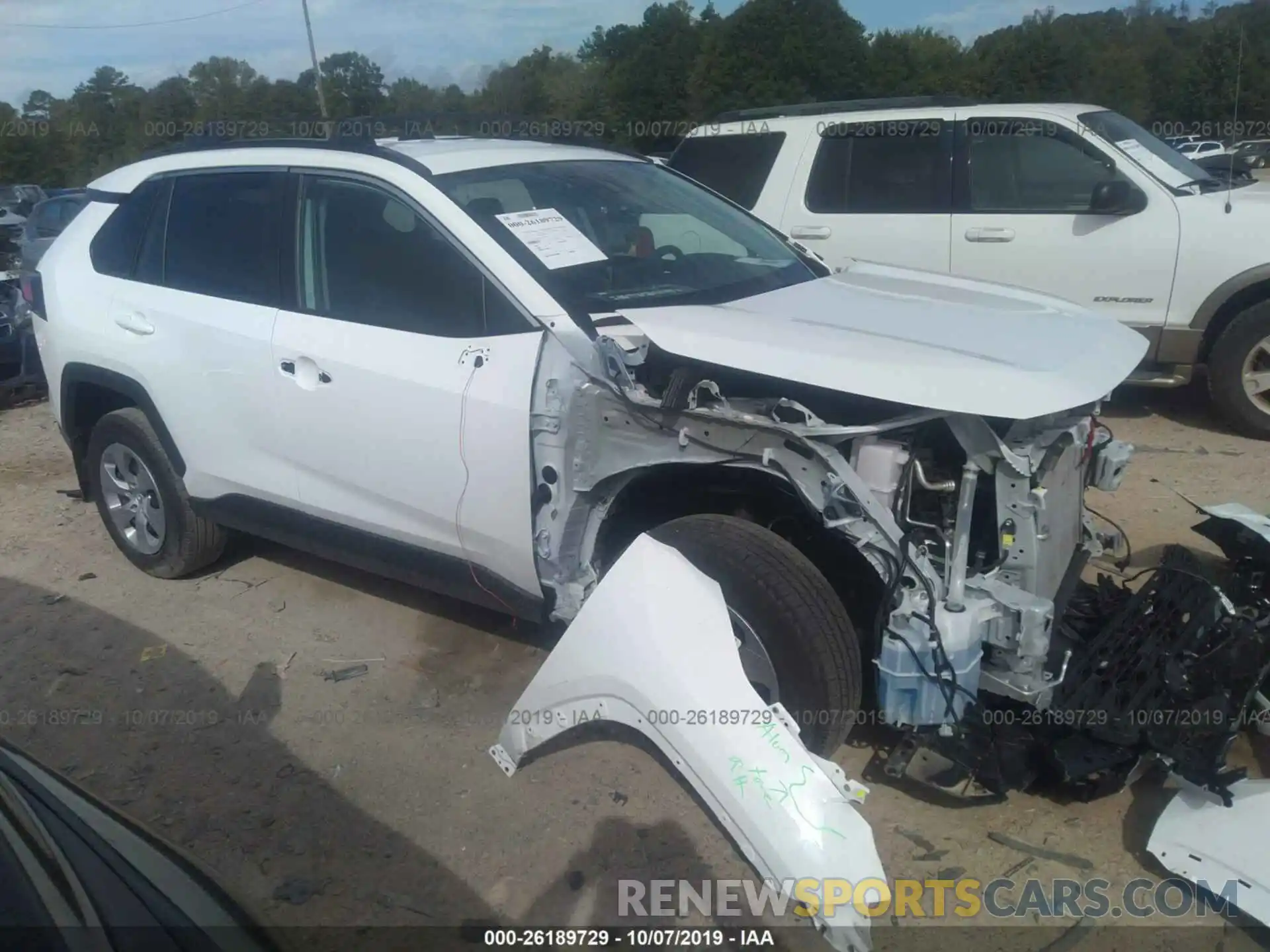 1 Photograph of a damaged car 2T3K1RFV3KW018052 TOYOTA RAV4 2019