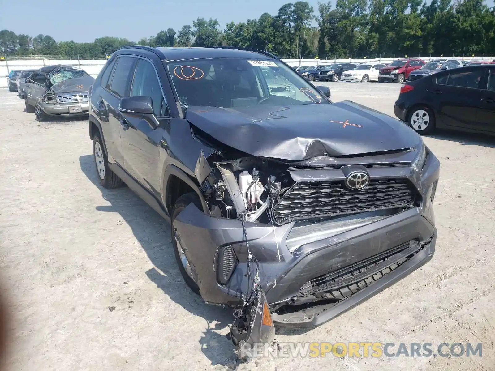 1 Photograph of a damaged car 2T3K1RFV3KW027141 TOYOTA RAV4 2019