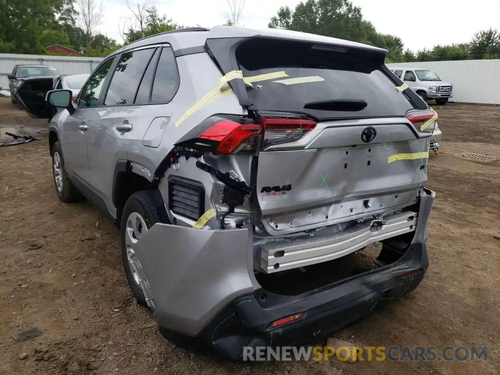 3 Фотография поврежденного автомобиля 2T3K1RFV3KW035126 TOYOTA RAV4 2019