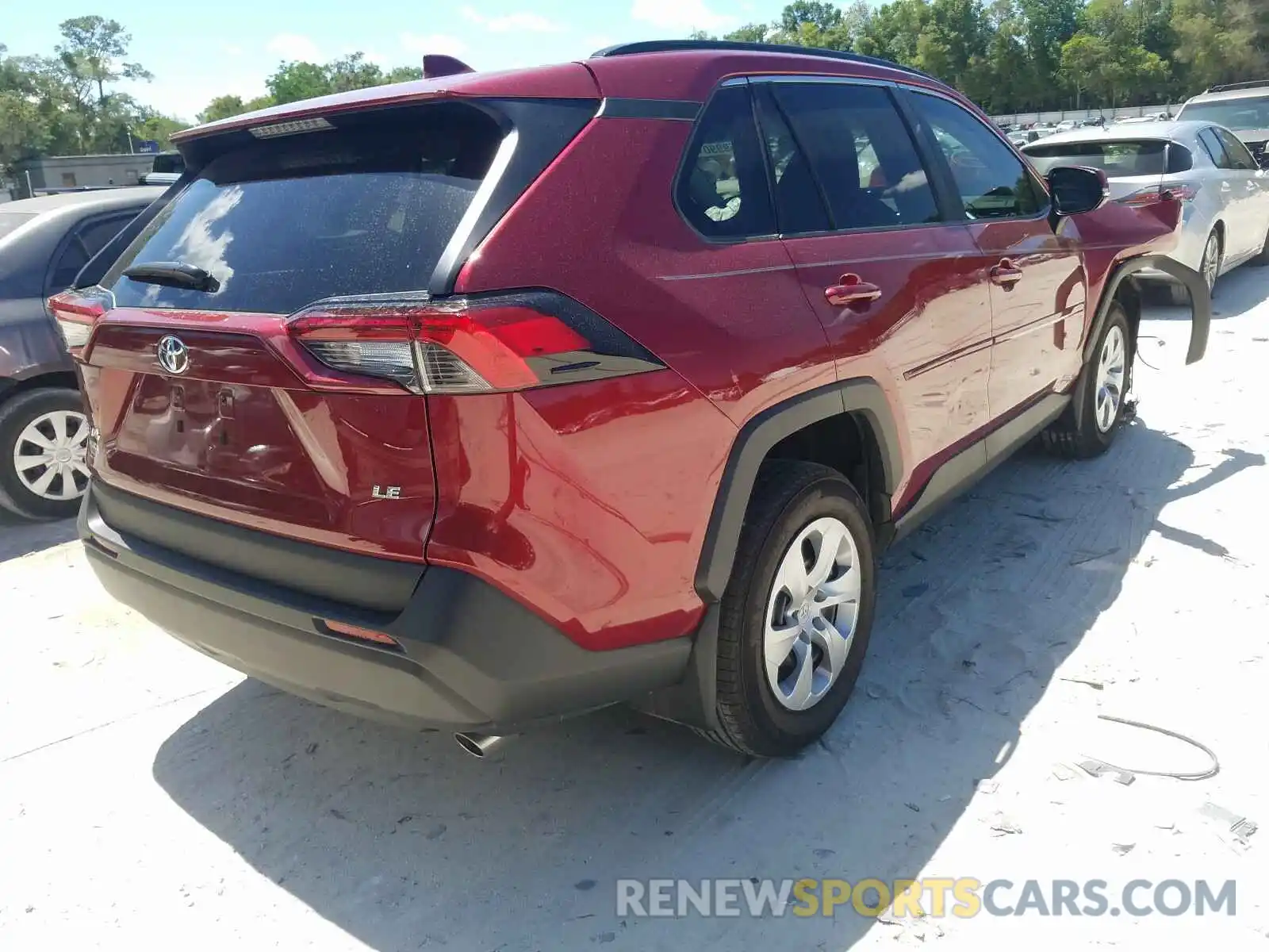 4 Photograph of a damaged car 2T3K1RFV3KW047714 TOYOTA RAV4 2019