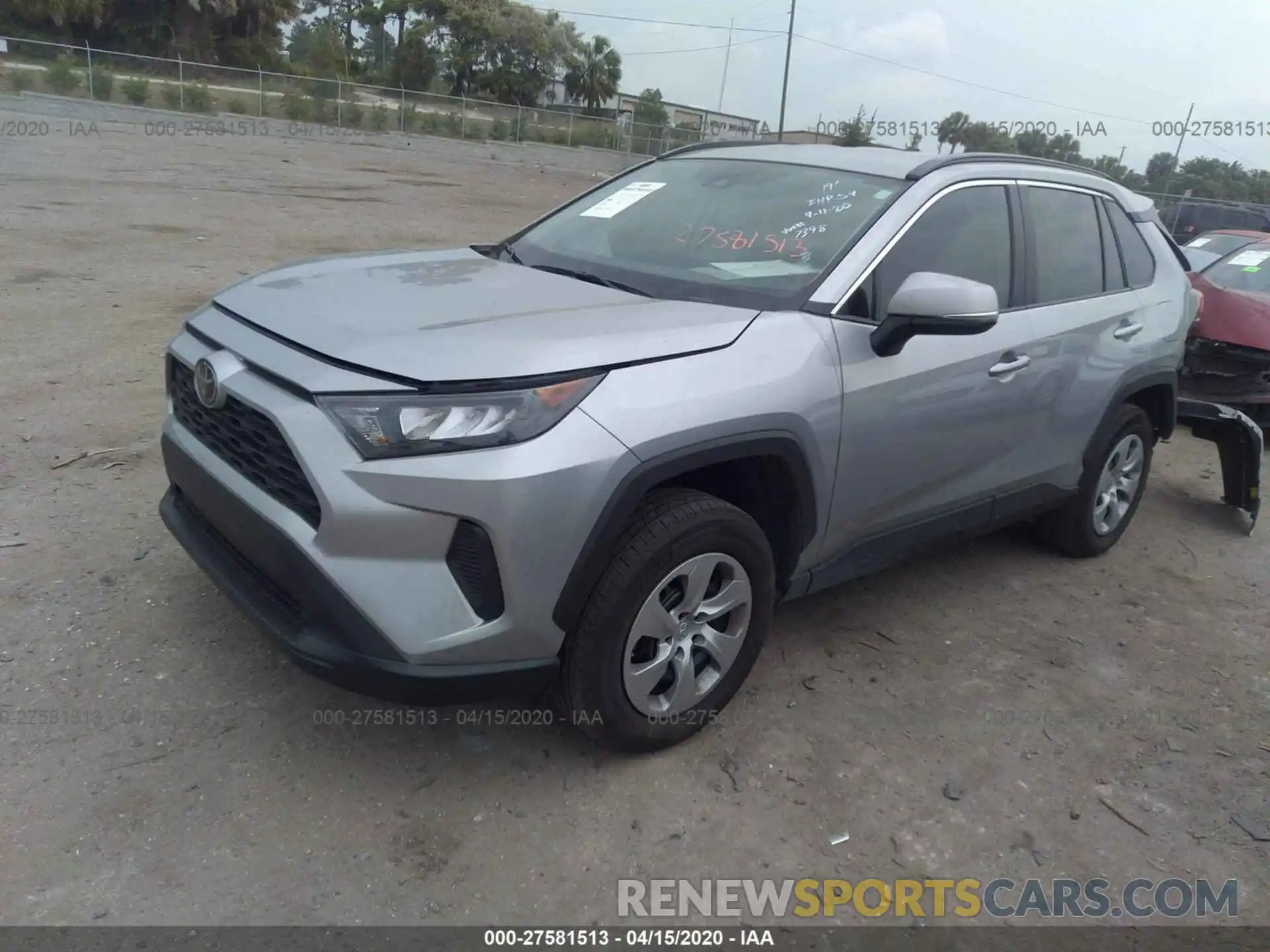 2 Photograph of a damaged car 2T3K1RFV3KW057398 TOYOTA RAV4 2019