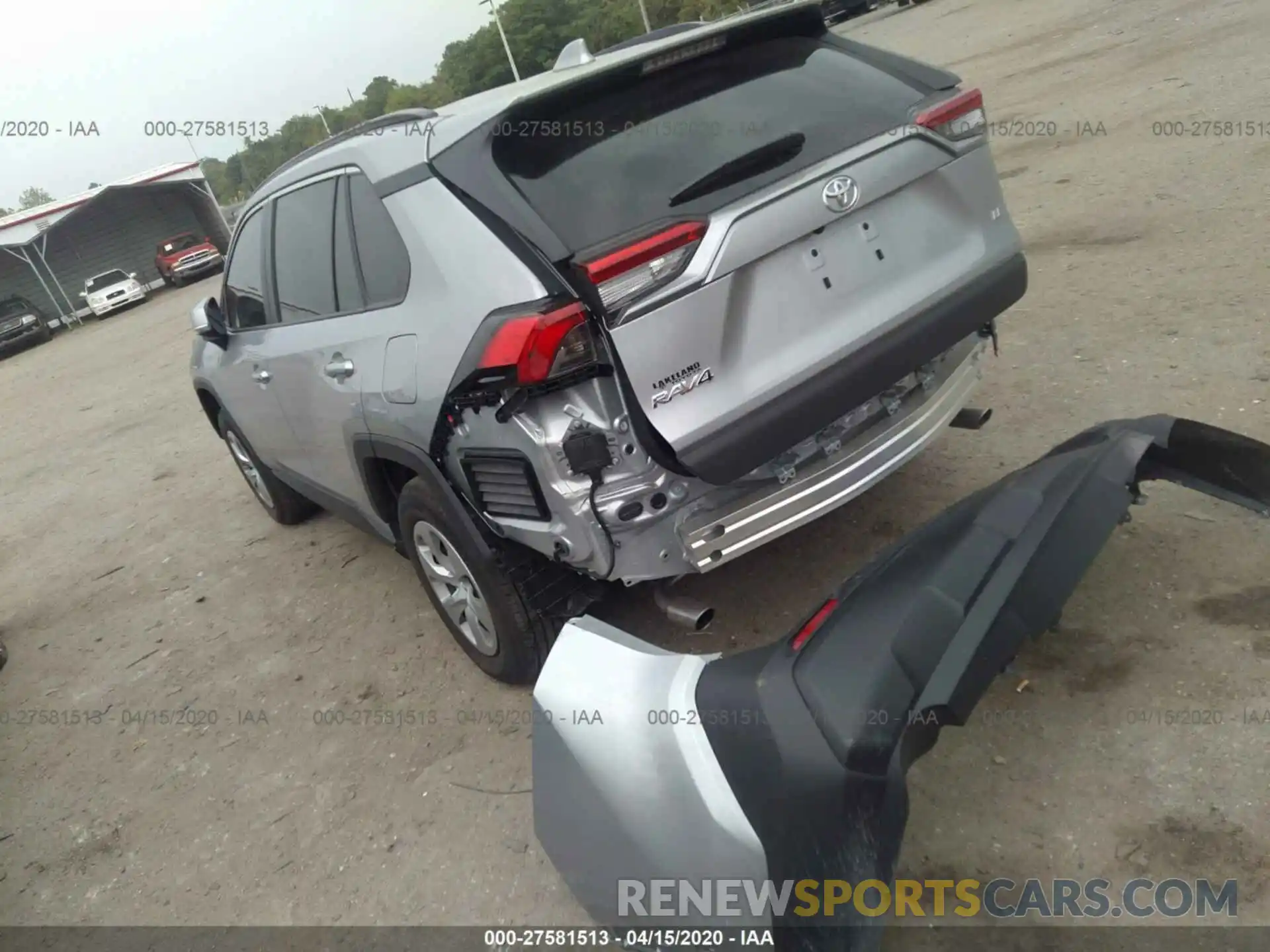 3 Photograph of a damaged car 2T3K1RFV3KW057398 TOYOTA RAV4 2019