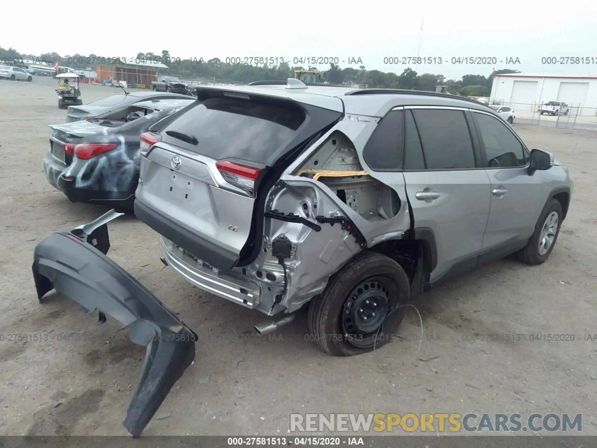 4 Photograph of a damaged car 2T3K1RFV3KW057398 TOYOTA RAV4 2019