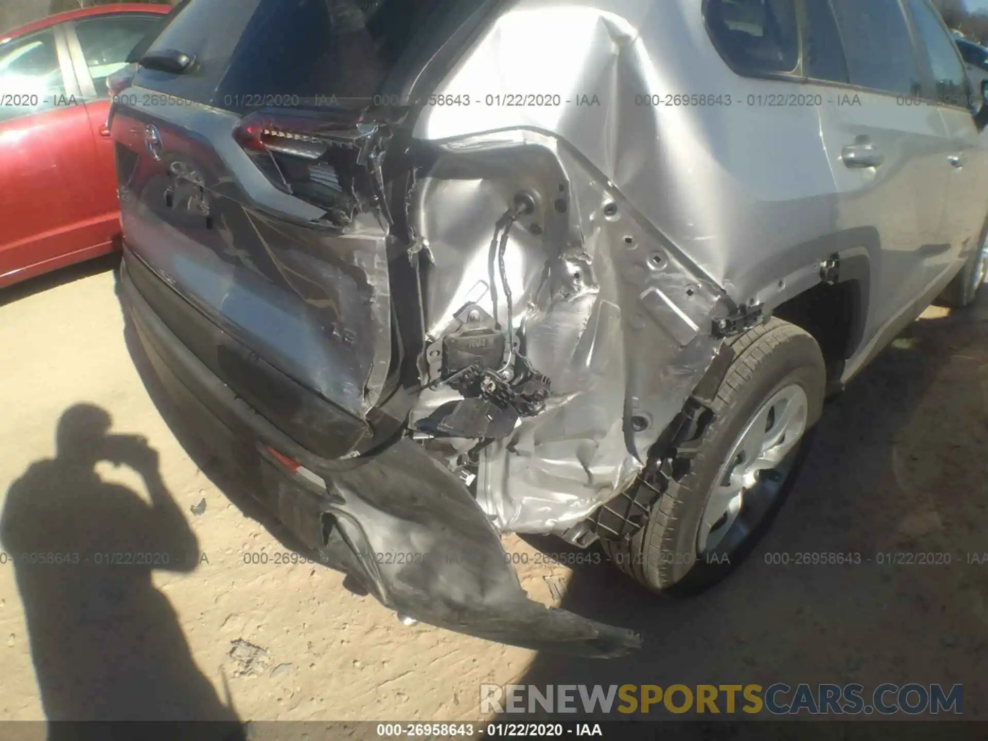 6 Photograph of a damaged car 2T3K1RFV4KC020684 TOYOTA RAV4 2019