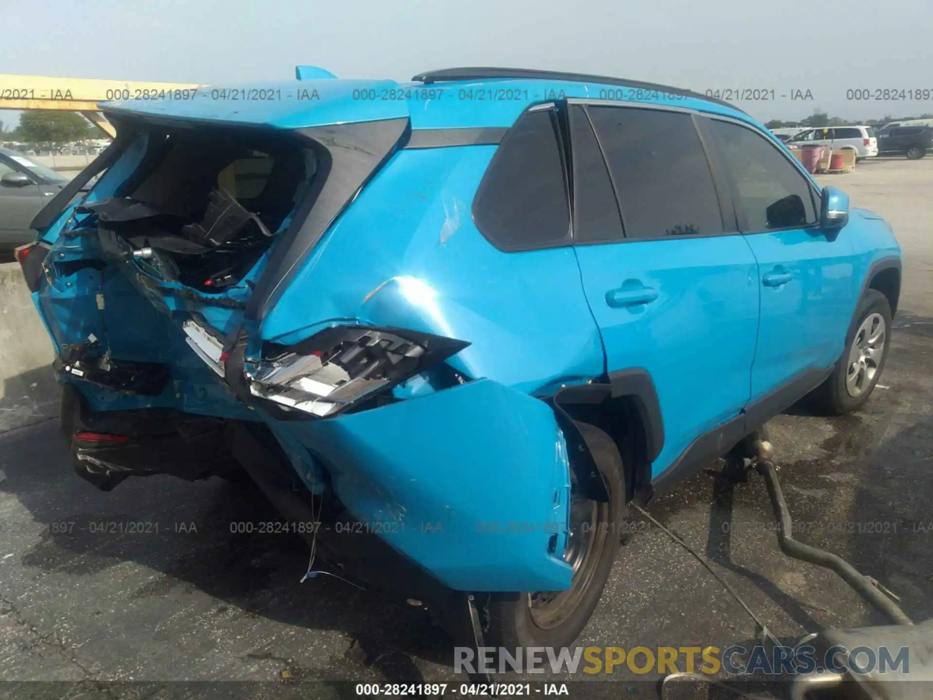 4 Photograph of a damaged car 2T3K1RFV4KW009652 TOYOTA RAV4 2019