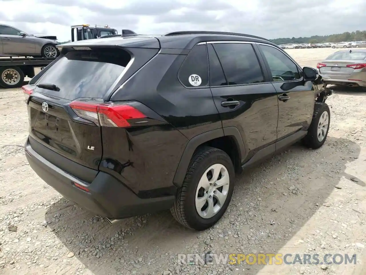 4 Photograph of a damaged car 2T3K1RFV5KC027725 TOYOTA RAV4 2019