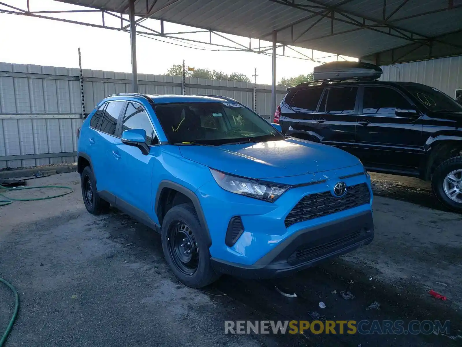 1 Photograph of a damaged car 2T3K1RFV5KC030723 TOYOTA RAV4 2019