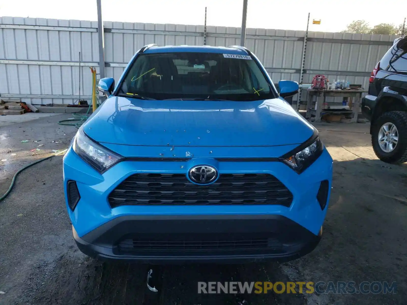 9 Photograph of a damaged car 2T3K1RFV5KC030723 TOYOTA RAV4 2019