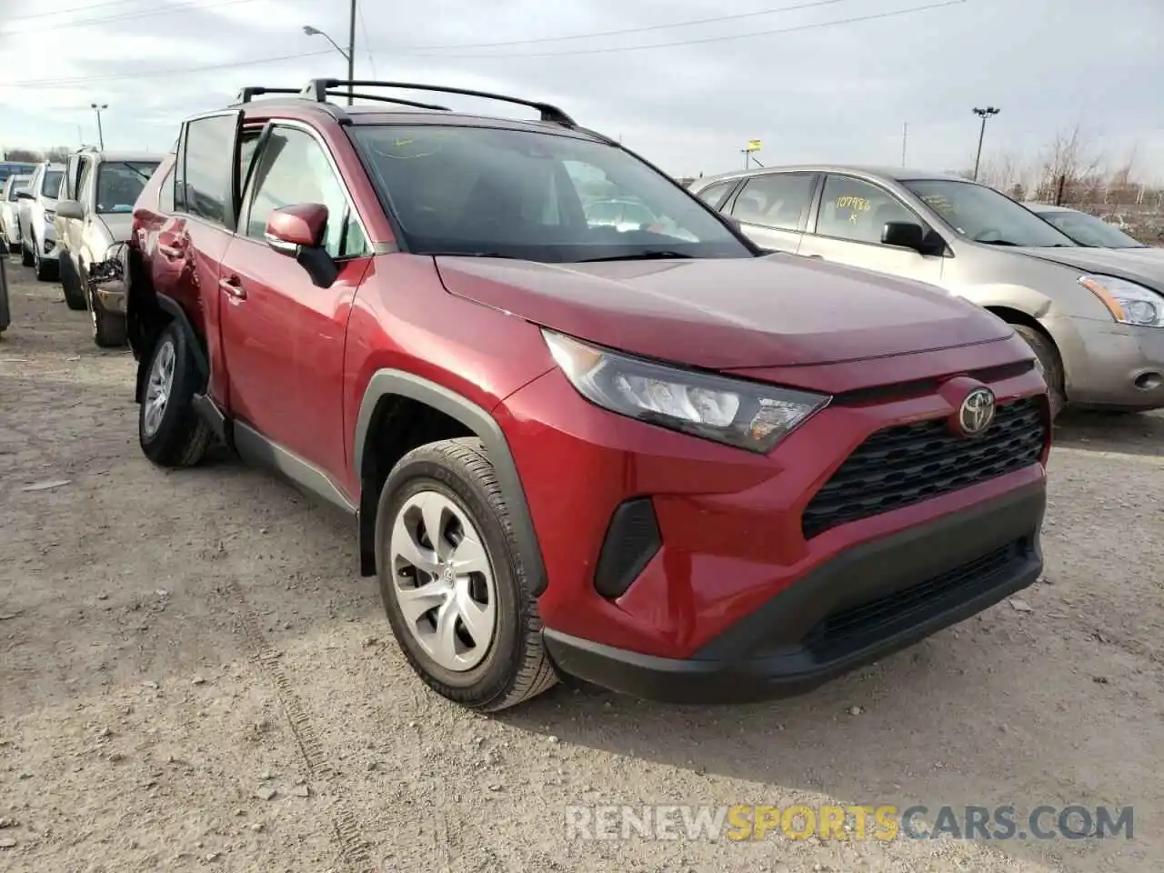 1 Photograph of a damaged car 2T3K1RFV5KW003052 TOYOTA RAV4 2019