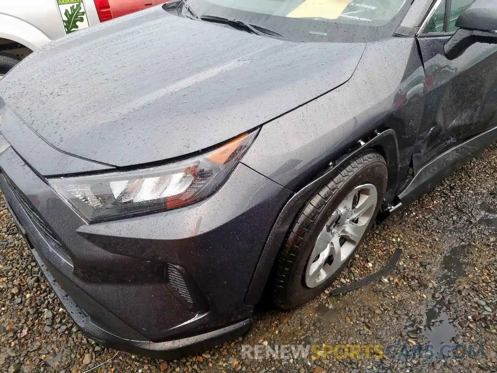 9 Photograph of a damaged car 2T3K1RFV5KW034317 TOYOTA RAV4 2019