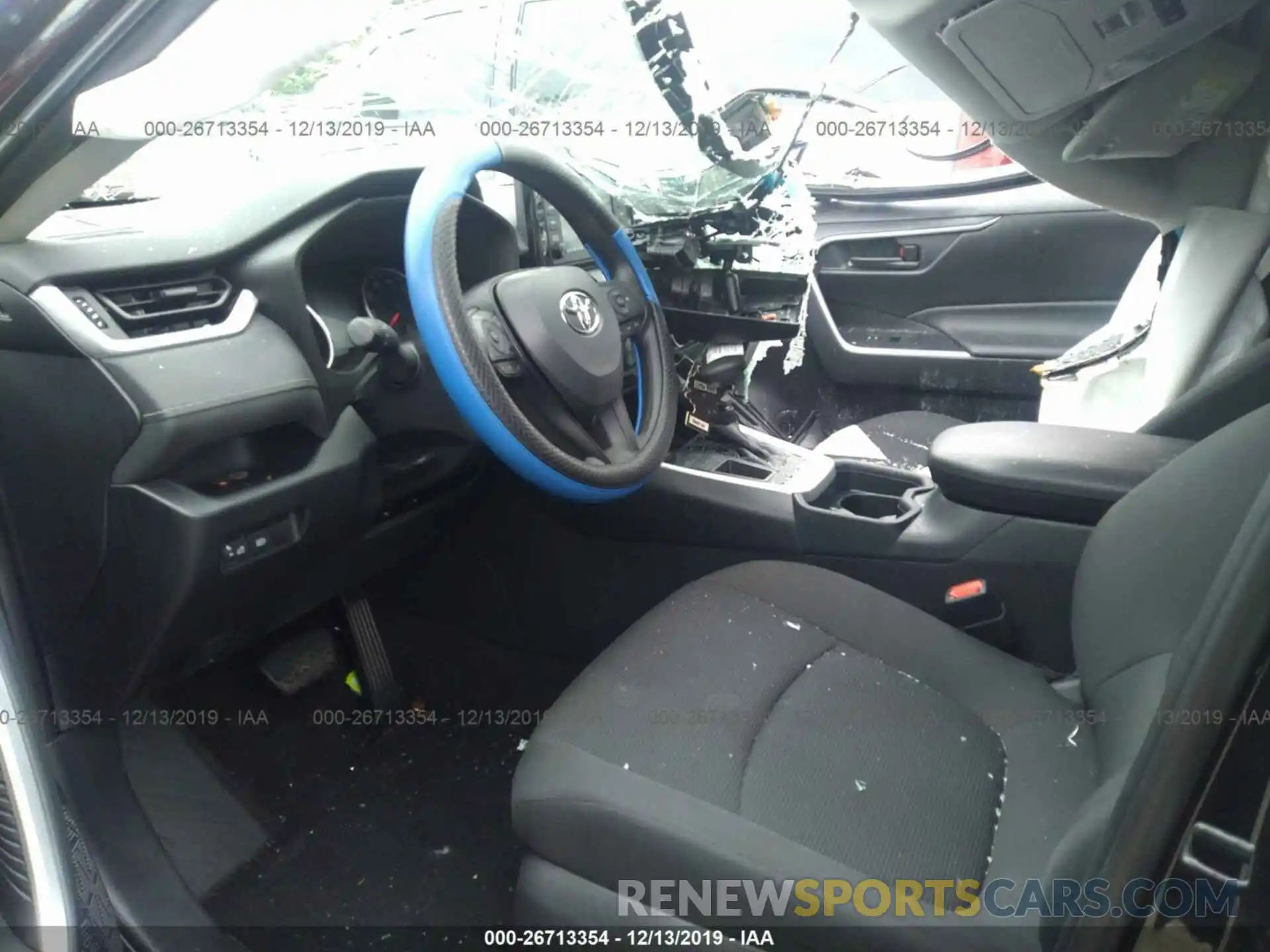 5 Photograph of a damaged car 2T3K1RFV5KW040389 TOYOTA RAV4 2019