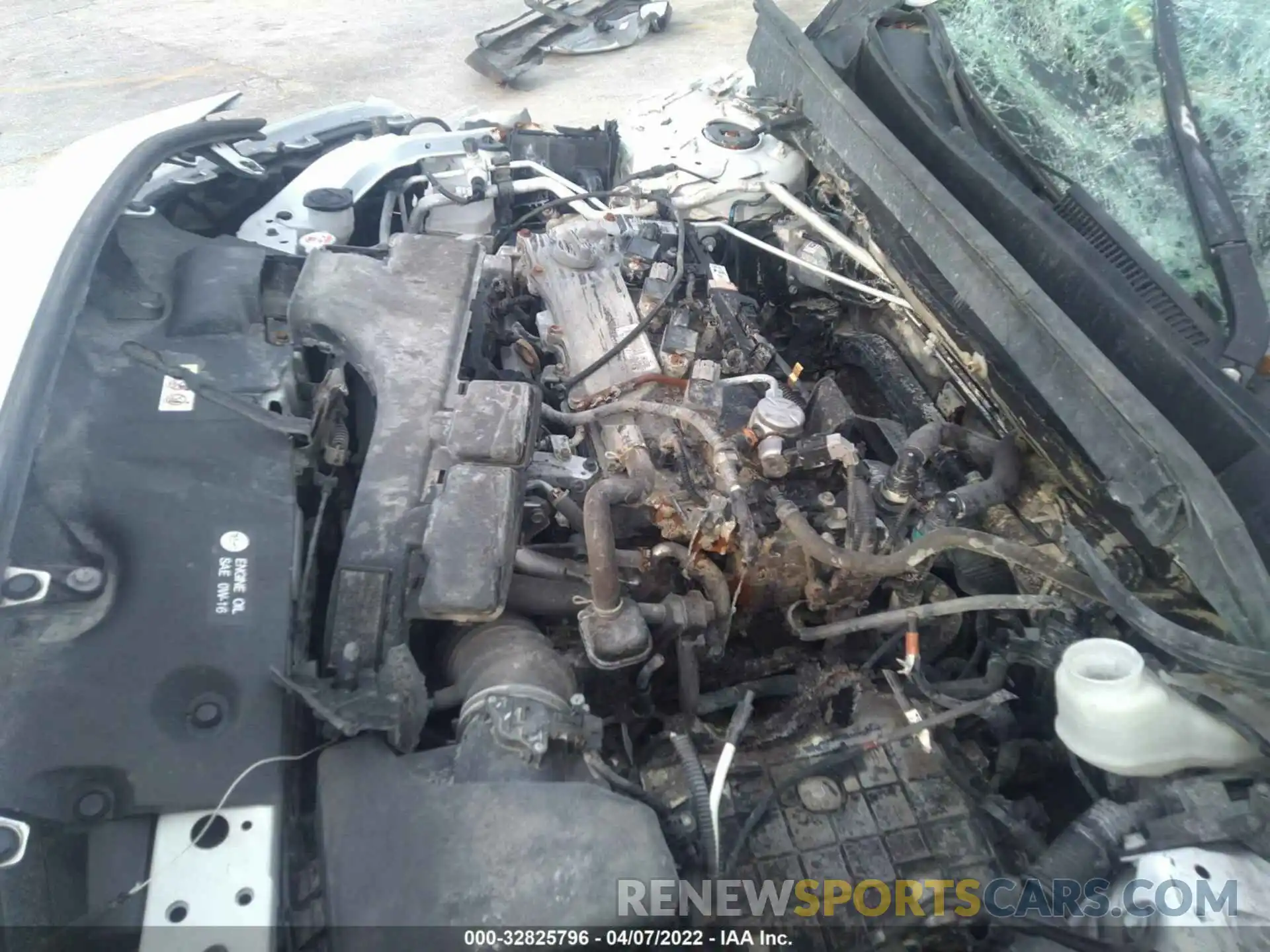 10 Photograph of a damaged car 2T3K1RFV5KW045155 TOYOTA RAV4 2019